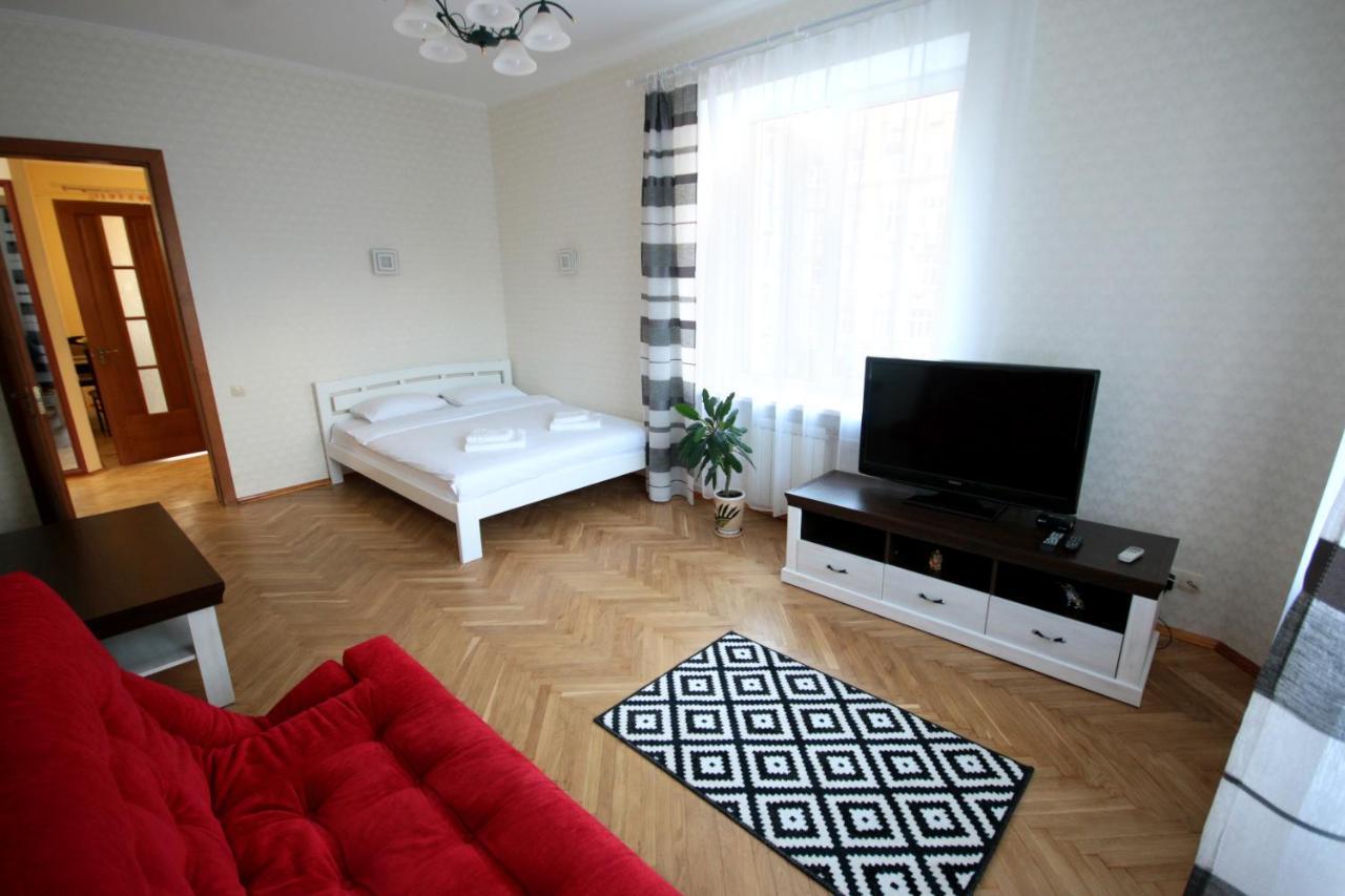 Inn Home Apartments In Kiev Center Dış mekan fotoğraf