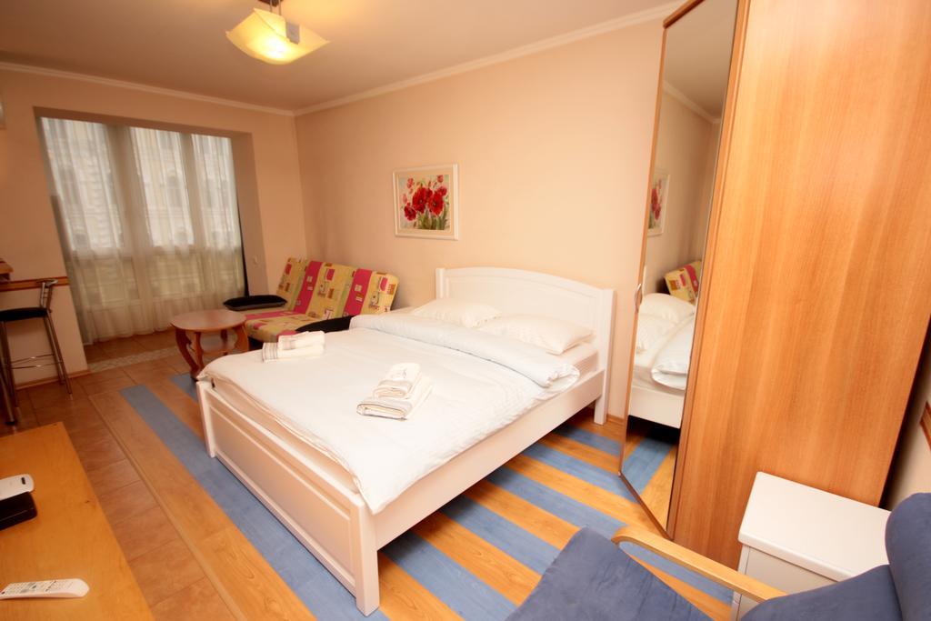 Inn Home Apartments In Kiev Center Dış mekan fotoğraf