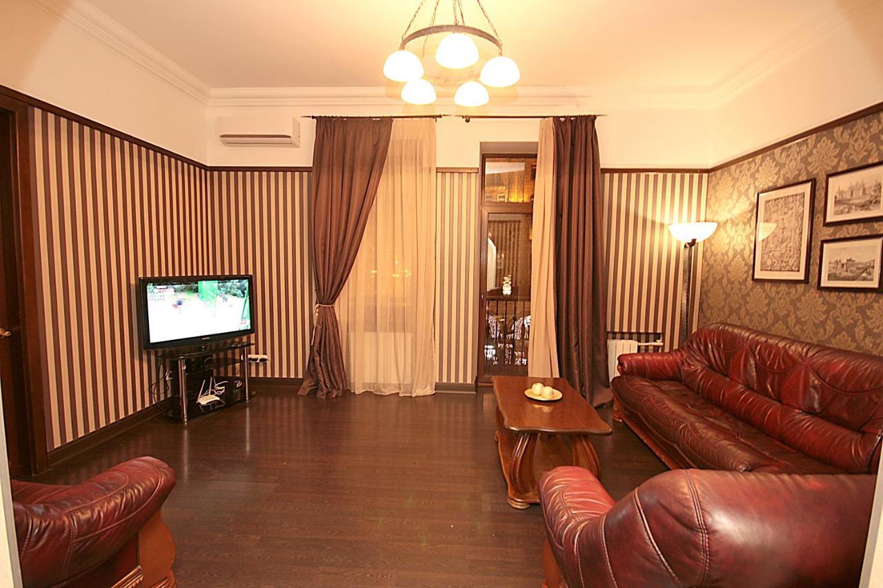 Inn Home Apartments In Kiev Center Dış mekan fotoğraf