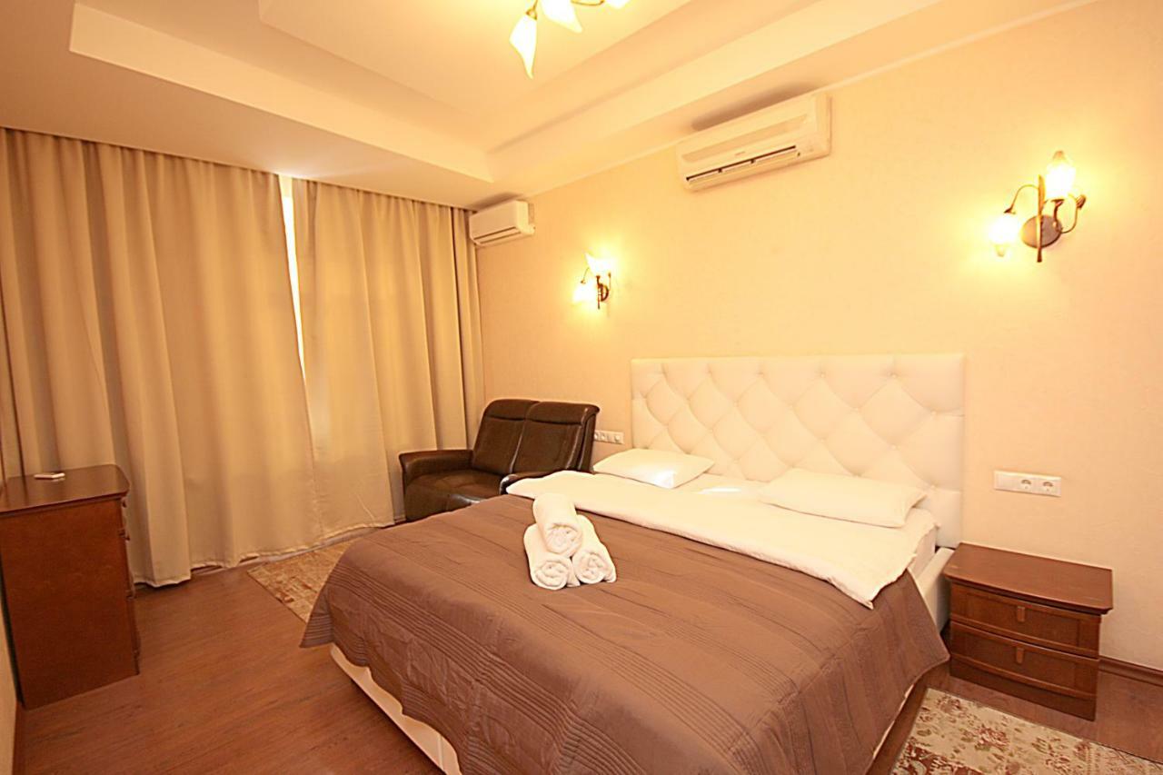 Inn Home Apartments In Kiev Center Dış mekan fotoğraf