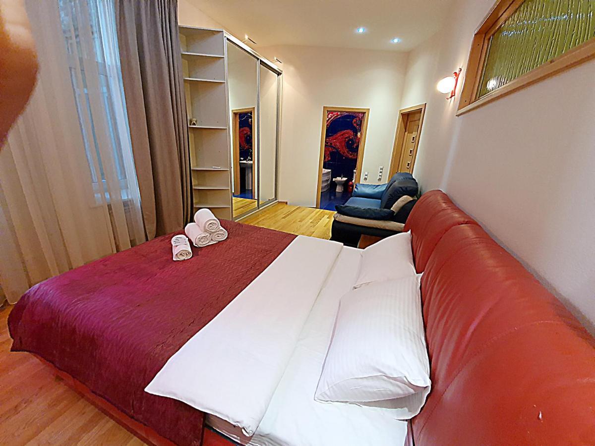 Inn Home Apartments In Kiev Center Dış mekan fotoğraf